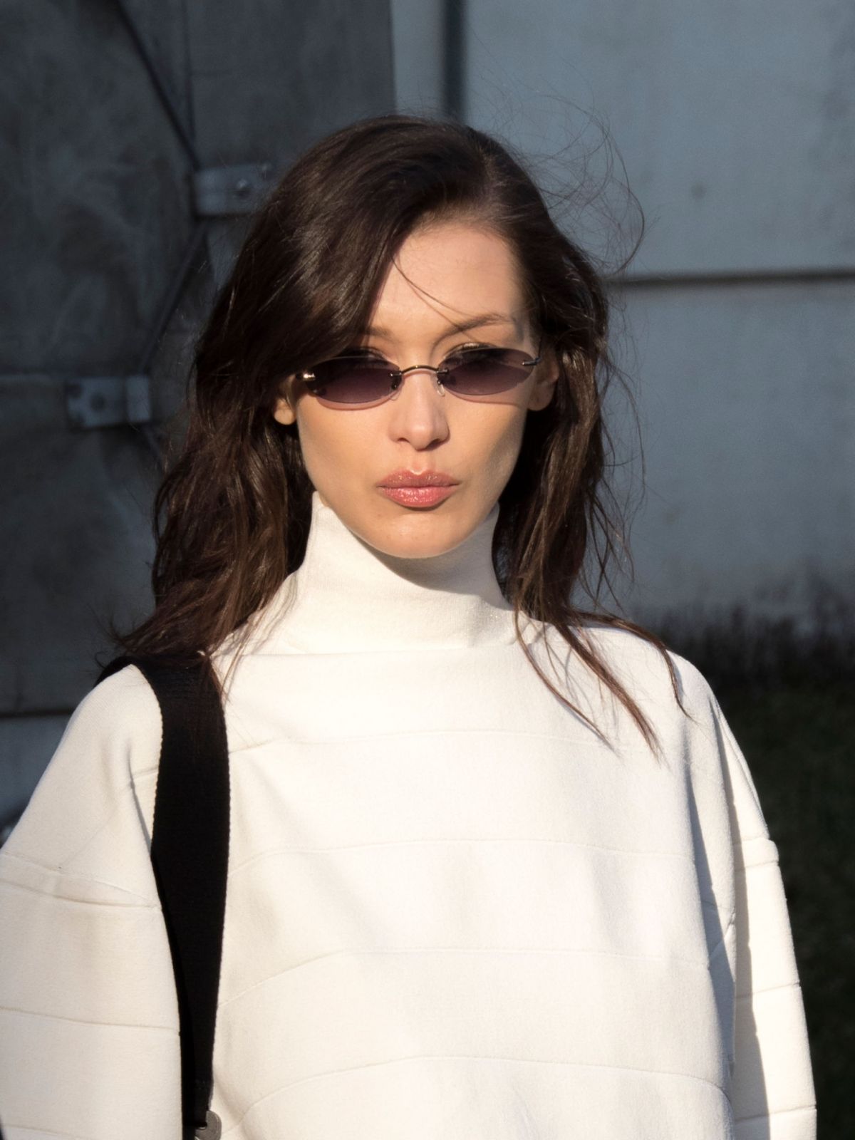 bella-hadid-out-and-about-in-milan-02-23-2019-1.jpg