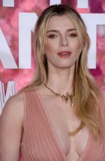 BETTY GILPIN at Isn