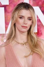 BETTY GILPIN at Isn