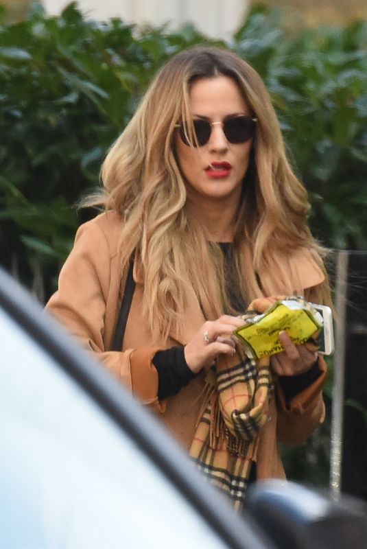 CAROLINE FLACK Gets a Parking Ticket in London 02/19/2019