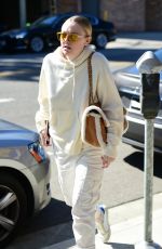 DAKOTA FANNING Out for Lunch at Joan