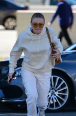 DAKOTA FANNING Out for Lunch at Joan