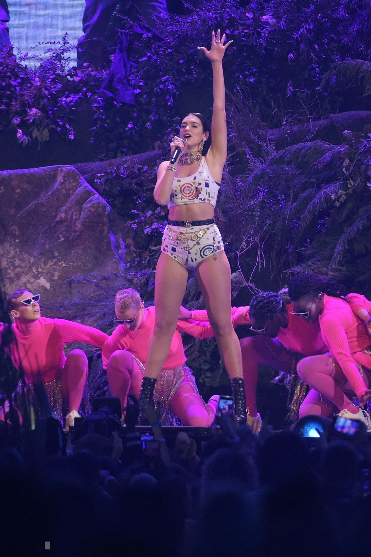 dua-lipa-performs-at-brit-awards-2019-in-london-02-20-2019-3.jpg