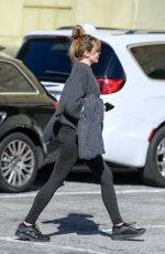 ELIZABETH OLSEN Heading to a Gym in Los Angeles 02/26/2019