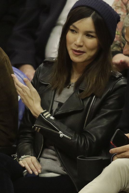 GEMMA CHAN at LA Lakers vs Clippers Game at Staples Center 01/31/2019