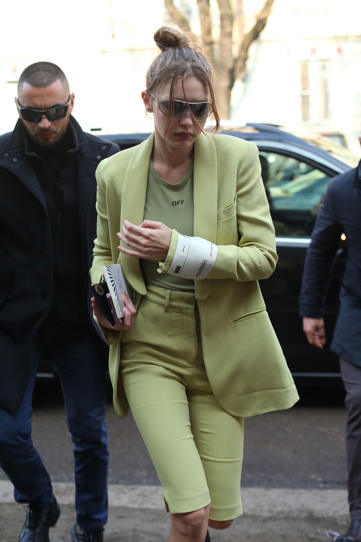 gigi-hadid-out-and-about-in-milan-02-21-2019-1.jpg