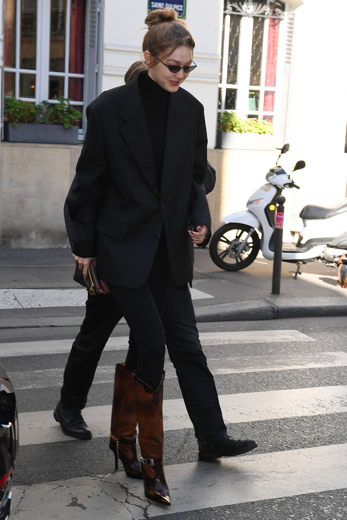 gigi-hadid-out-and-about-in-paris-02-26-2019-1.jpg