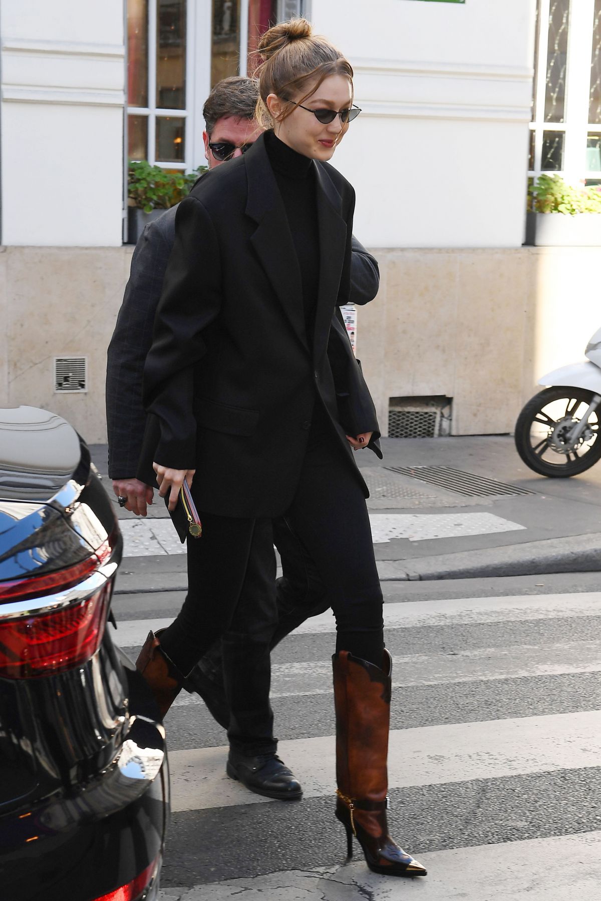 gigi-hadid-out-and-about-in-paris-02-26-2019-2.jpg