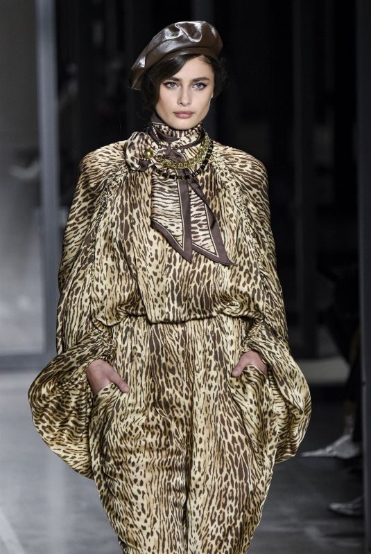 GRACE ELIZABETH at Zimmerman Runway Show in New york 02/11/2019