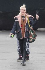 GWEN STEFANI Out and About in Sherman Oaks 02/15/2019