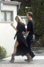 GWYNETH PALTROW Heading to a Business Meeting in Los Angeles 002/05/2019