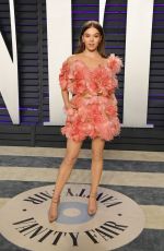 HAILEE STEINFELD at Vanity Fair Oscar Party in Beverly Hills 02/24/2019