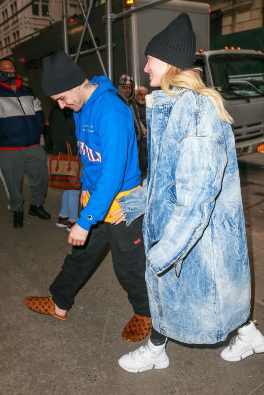 HAILEY and Justin BIEBER Out and About in New York 02/15/2019