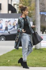 HALLE BERRY Shoppinig for Grocery in Los Angeles 02/13/2019