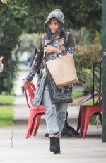 HALLE BERRY Shoppinig for Grocery in Los Angeles 02/13/2019