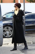 HEIDI KLUM Out and About in Los Angeles 02/21/2019