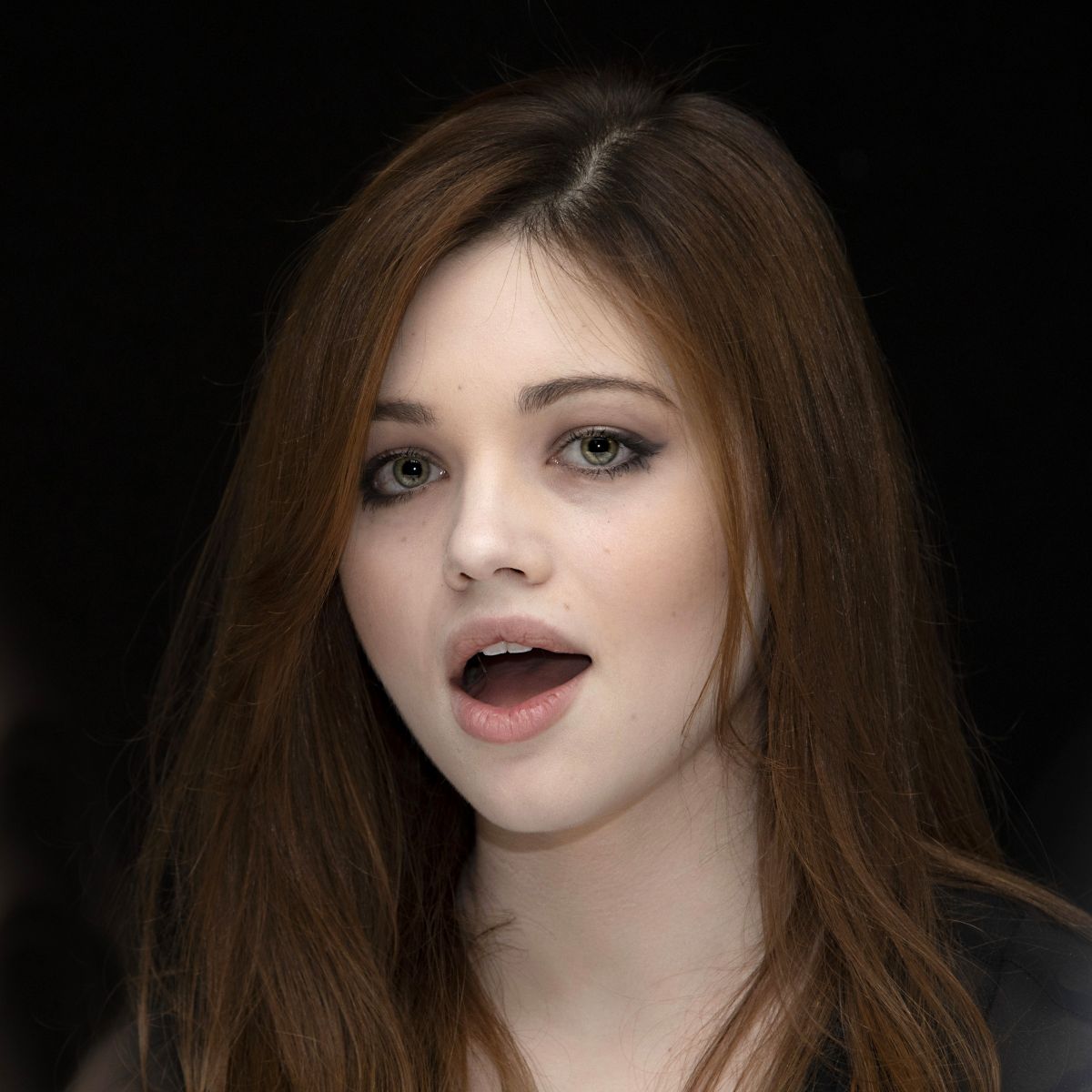India Eisley At I Am The Night Press Conference In Beverly Hills 0207 8074