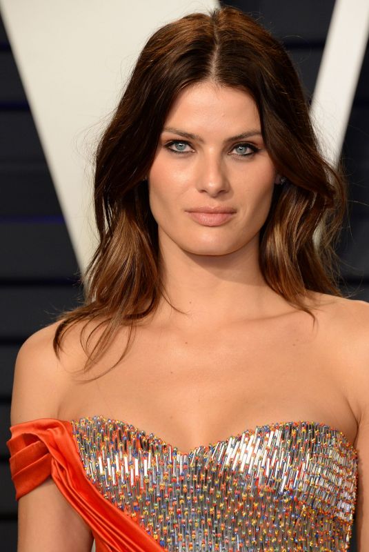 ISABELI FONTANA at Vanity Fair Oscar Party in Beverly Hills 02/24/2019