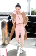JENNA DEWAN Arrives at LAX Airport in Los Angeles 02/05/2019