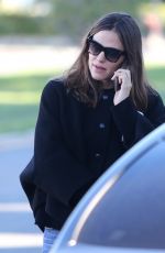 JENNIFER GARNER Out and about in Santa Monica 02/08/2019