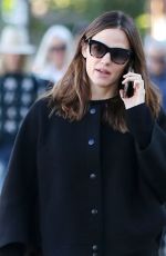 JENNIFER GARNER Out and about in Santa Monica 02/08/2019