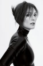 JULIANNE MOORE on L