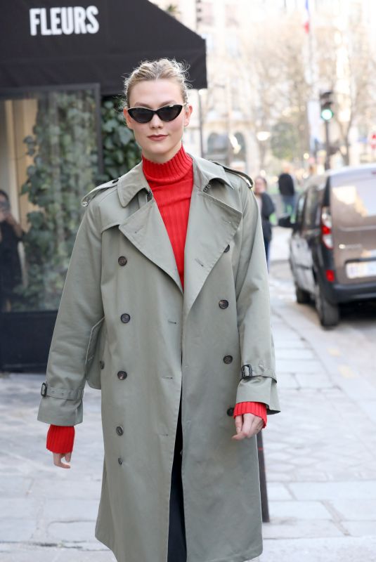 KARLIE KLOSS Leaves Her Hotel in Paris 02/25/2019