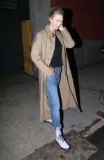 KARLIE KLOSS Leaves Marc Jacobs Show at New york Fashion Show 02/13/2019