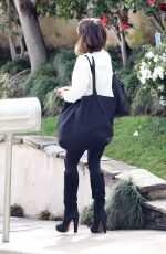 KATE BECKINSALE Leaves Her Home in Brentwood 02/05/2019