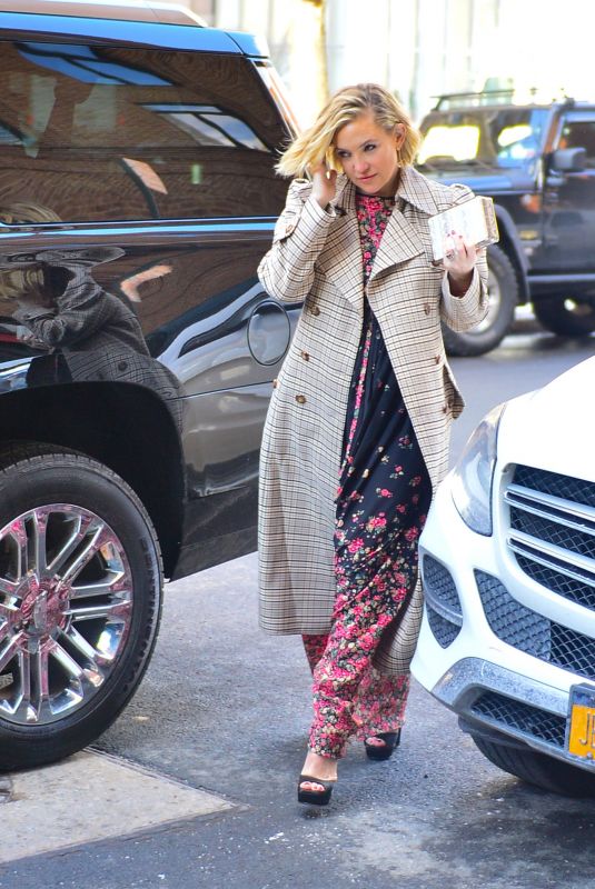 KATE HUDSON Out and About in New York 02/13/2019