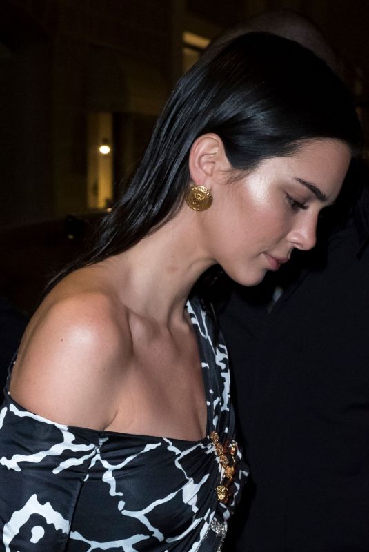KENDALL JENNER Arrives at Versace Dinner at Milan Fashion Week 02/22/2019