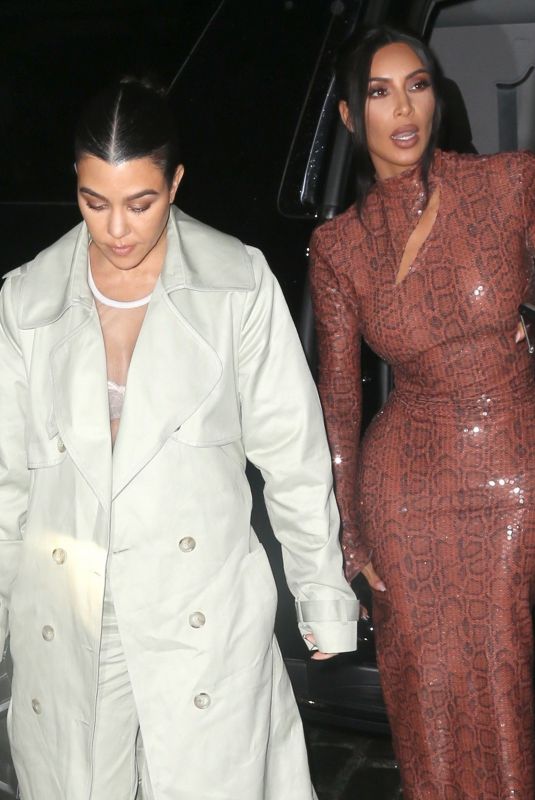 KIM and KOURTNEY KARDASHIAN Night Out in New York 02/07/2019