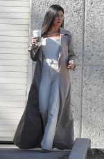 KOURTNEY KARDASHIAN Leaves Kanye West