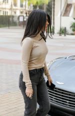 KOURTNEY KARDASHIAN Out and About in Calabasas 02/01/2019