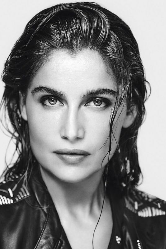 LAETITIA CAST ofr Ikks Spring/Summer 2019 Campaign