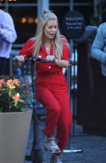 LOTTIE MOSS Out for Lunch at Bluebird in London 02/15/2019