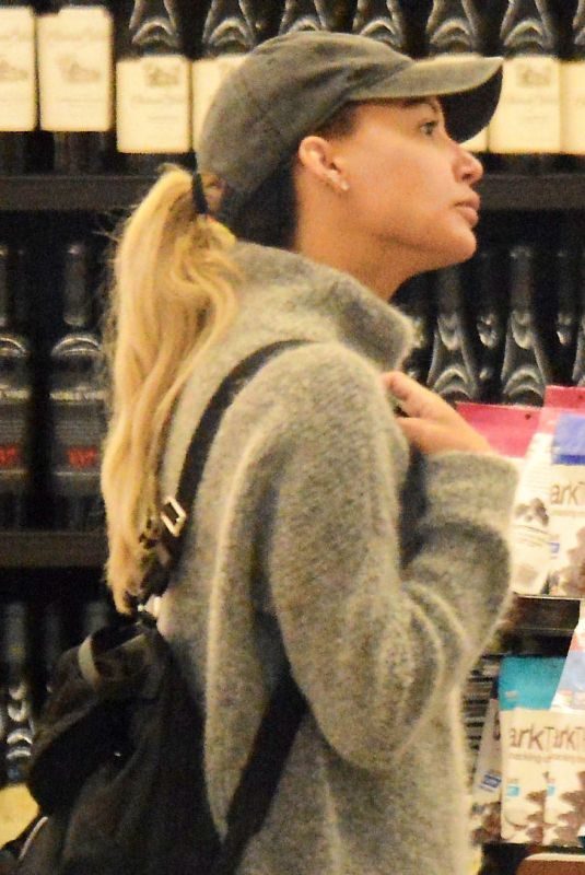 NAYA RIVERA Out Shopping in Los Angeles 02/14/2019