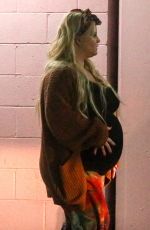  Pregnant JESSICA SIMPSON Visiting Her Doctor in Los Angeles 02/05/2019