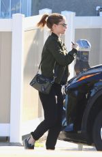 Pregnant KATE MARA Out for lunch in Los Angeles 02/06/2019