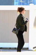 Pregnant KATE MARA Out for lunch in Los Angeles 02/06/2019