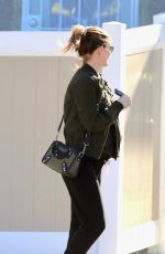Pregnant KATE MARA Out for lunch in Los Angeles 02/06/2019