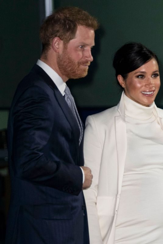 Pregnant MEGHAN MARKLE and Prince Harry at The Wider Earth in London 02/12/2019