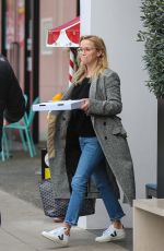 REESE WITHERSPOON Leaves Pizzana in Brentwood 02/21/2019