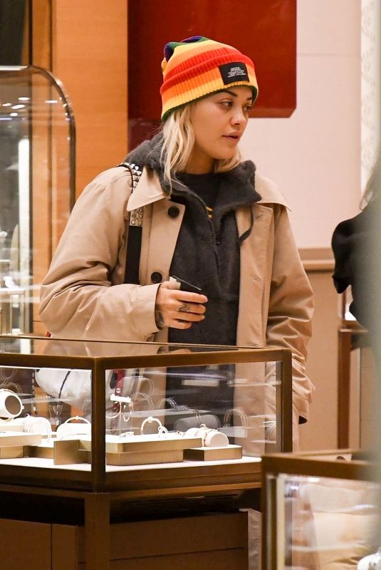RITA ORA Shopping at Saint Laurent on Rodeo Drive in Beverly Hills 02/15/2019