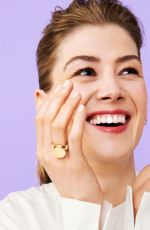 ROSAMUND PIKE for Stylist Magazine, 2019