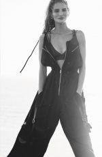ROSIE HUNTINGTON-WHITELEY for Elle Magazine, Australia March 2019