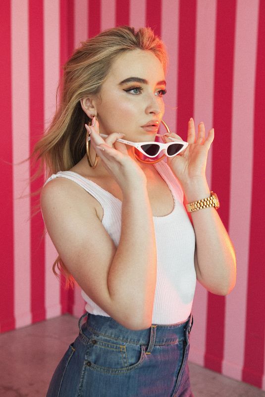 SABRINA CARPENTER for Ladygunn Magazine, Frebuary 2019