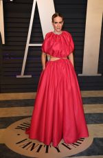 SARAH PAULSON at Vanity Fair Oscar Party in Beverly Hills 02/24/2019