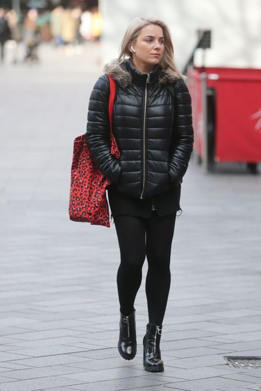SIAN WELBY Arrives at Global Radio in London 02/12/2019