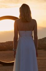 SOPHIE TURNER for Louis Vuitton Tambour Horizon Campaign
